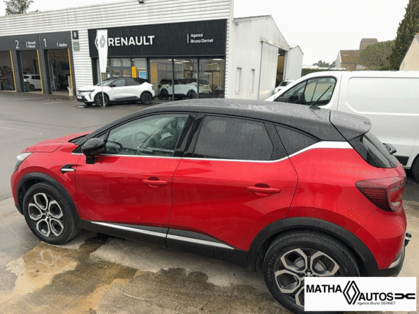 Renault Captur (2) Intens TCe 90 -21- 32 995 km – Image 4